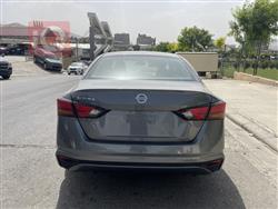 نيسان ألتيما